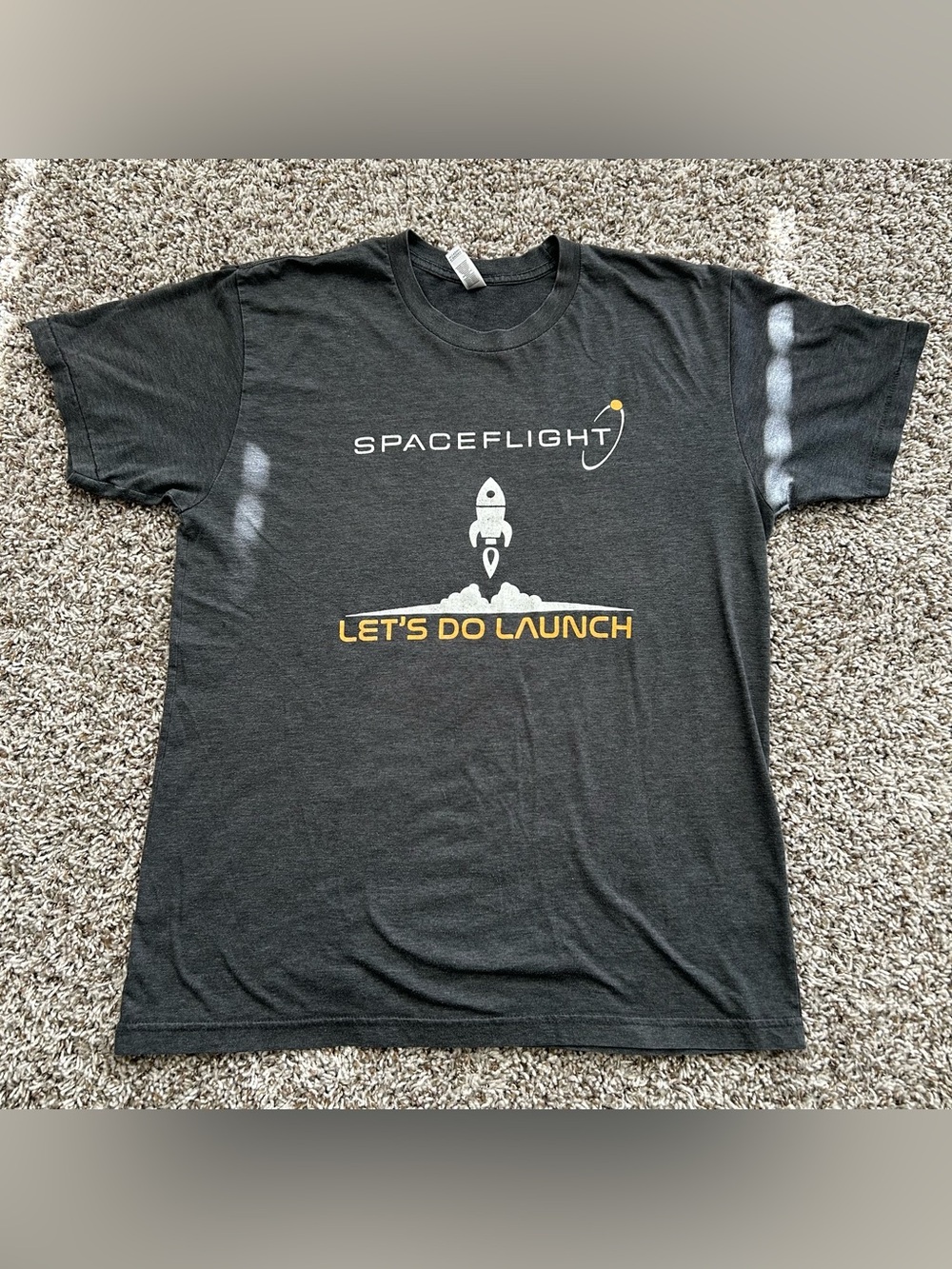 VTG Spaceflight Inc "Let's Do Launch" Rocket Graphic T-Shirt Gray L Distressed
